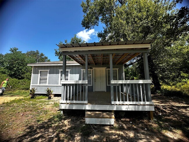 Photo - 127 12th St House