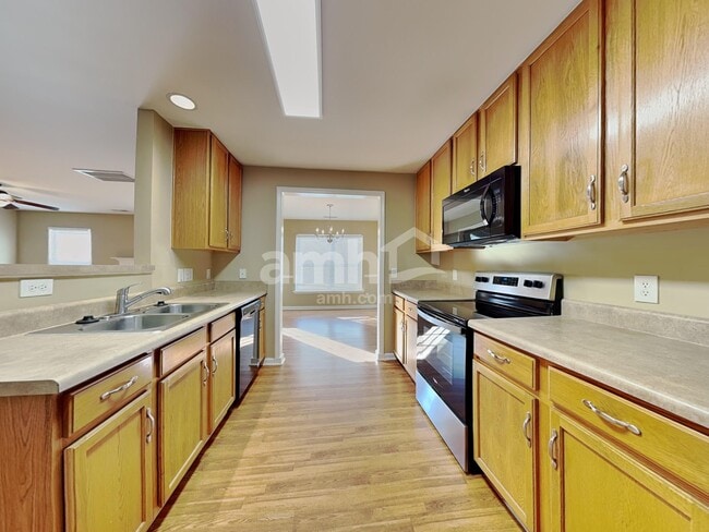 Photo - 836 Willow Bay Dr