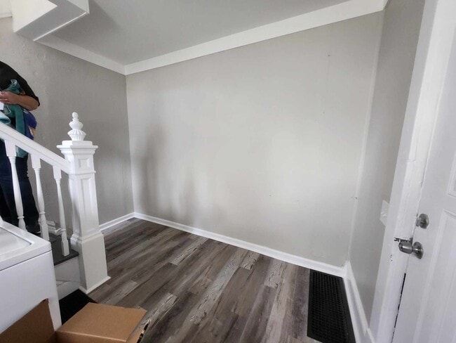 Photo - 116 N Summit St Unit 1