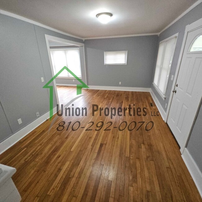 Photo - 3162 Armour St