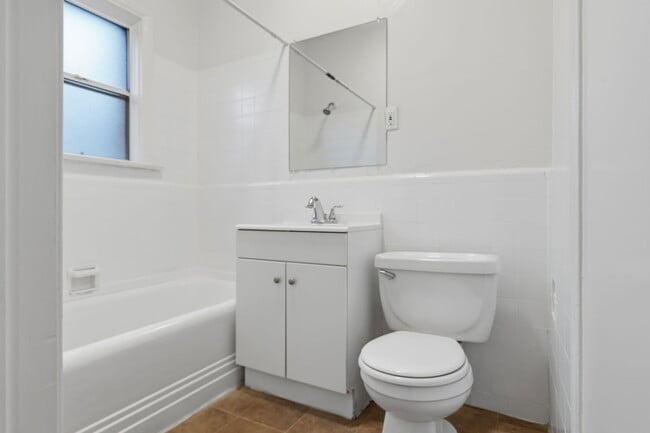 Photo - 724 S Mariposa Ave Unidad 203