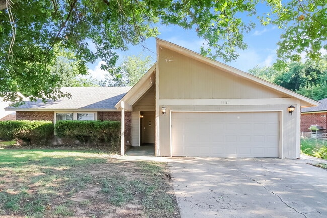 Building Photo - 1104 Meadow Lake Dr Rental