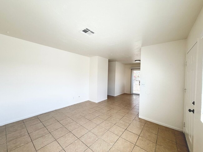 Photo - AVAILABLE NOW!! 2 Bedroom 1 Bathroom Apartment in Cathedral City! Unit A