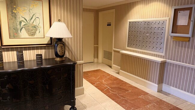 Photo - 1004 Paradise Rd Unit 3N