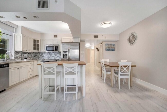 Photo - 1532 Drexel Ave Unidad 202