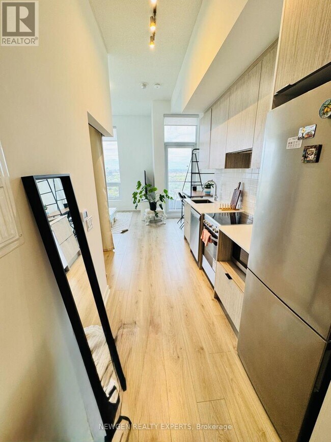 Photo - 395 Bloor St E Unit 2807