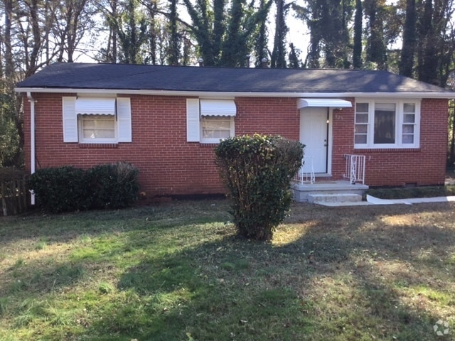 Building Photo - 829 Sandy Creek Dr NW Rental