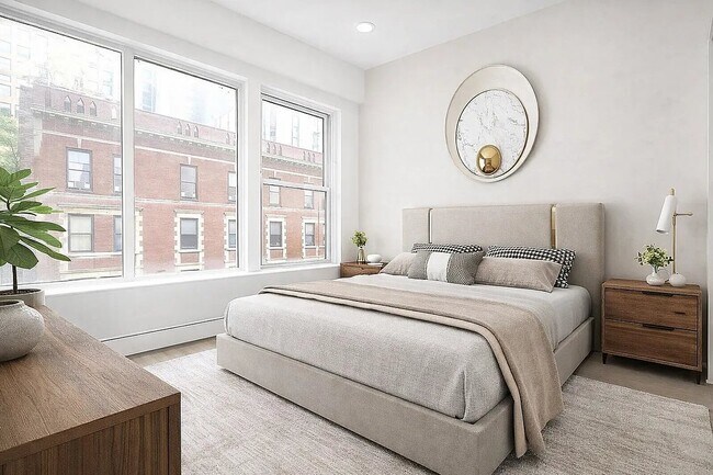 Photo - 369 W 36th St. Unidad 2B