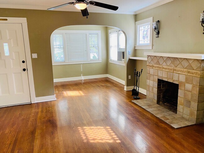 Photo - 4196 Iowa St