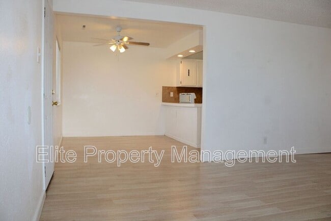 Photo - 163 W Cokedale Dr Unit APT 5