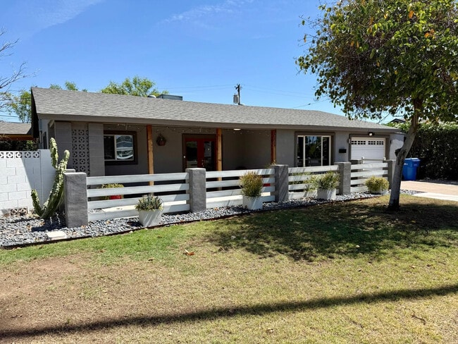 Photo - 3553 E Monterosa St