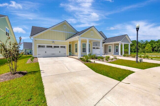 Luxury Villa Living in the Heart of Carnes Crossroads!