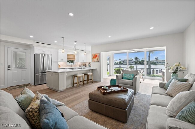 Photo - 3400 Gulf Shore Blvd N Unidad K2