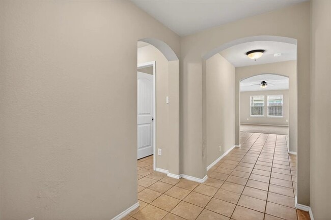 416 Azalea Dr