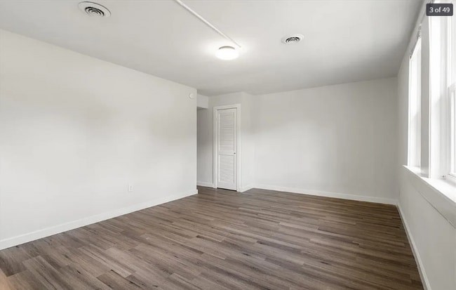 Photo - 731 Cameron St Unit 2