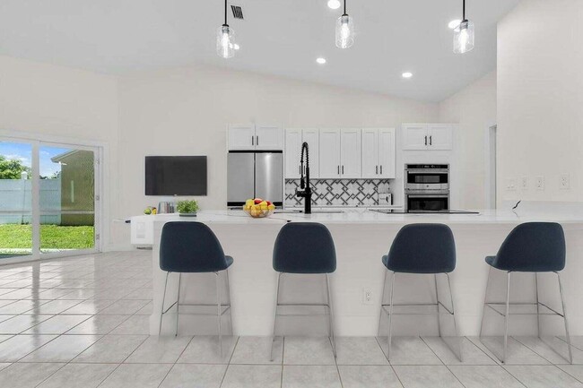 Photo - 48 Bentwater Cir