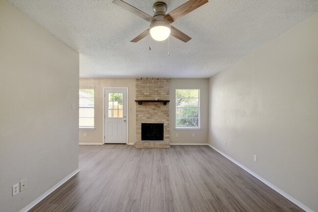 Photo - 418 Linden St