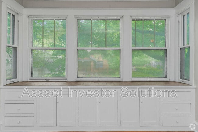 Building Photo - 1911 W 42nd Ave Rental