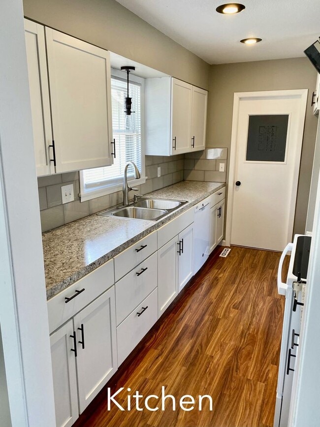 Photo - 1457 N Coolidge Ave