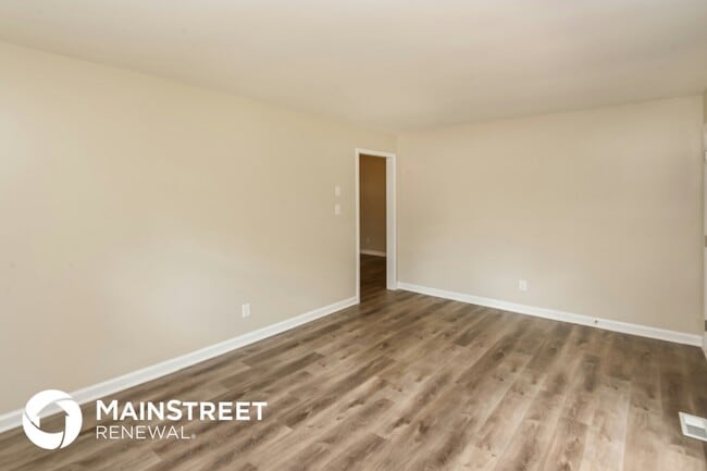 Photo - 4808 Thornwood Rd