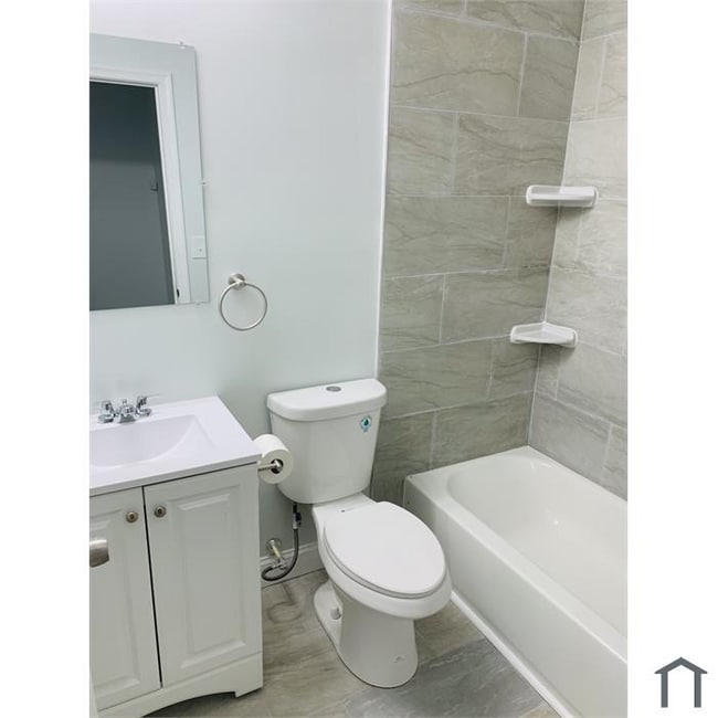 Photo - 820 N Lakewood Ave