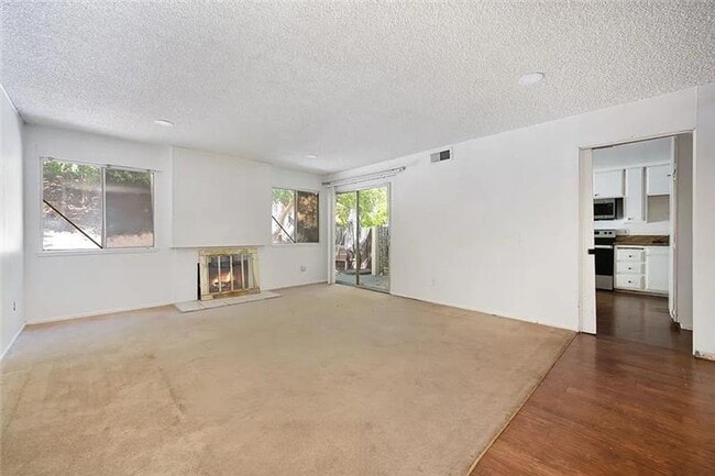 Photo - 2645-2649 S Whitney Blvd Unit 2645 S Whitney Blvd