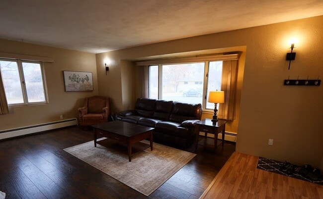 Photo - 819 12th Ave Unit Upstairs