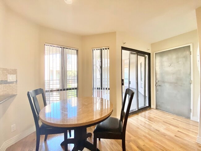 Photo - Burton Way Apartments