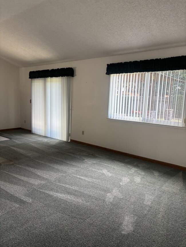 Photo - 1712 Shasta Ct