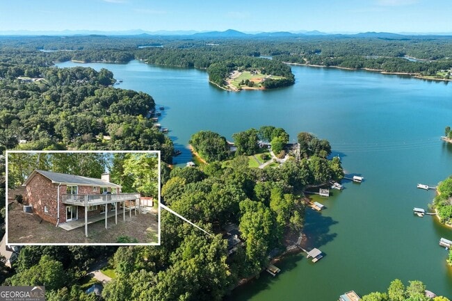 Building Photo - Luxury Lakefront Retreat – Fully Furnished...