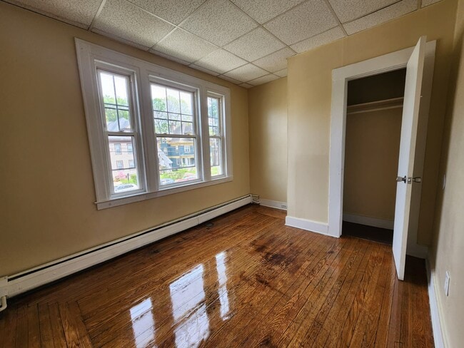 Photo - 206 Sherman Ave Unit B1