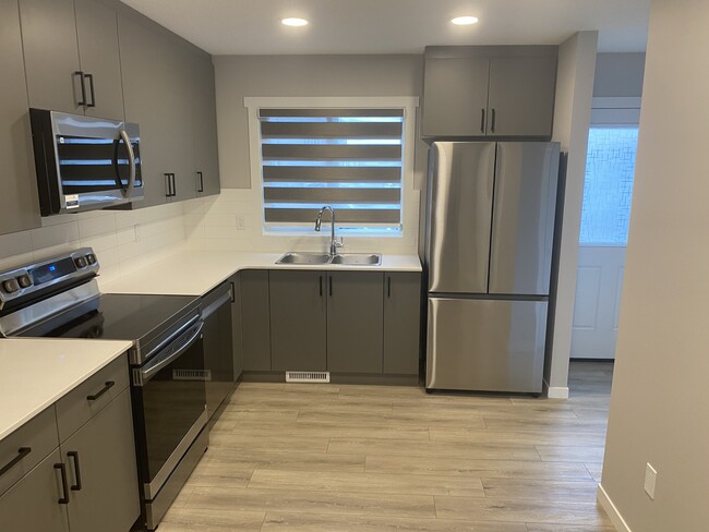 Photo - 1025 Secord Promenade