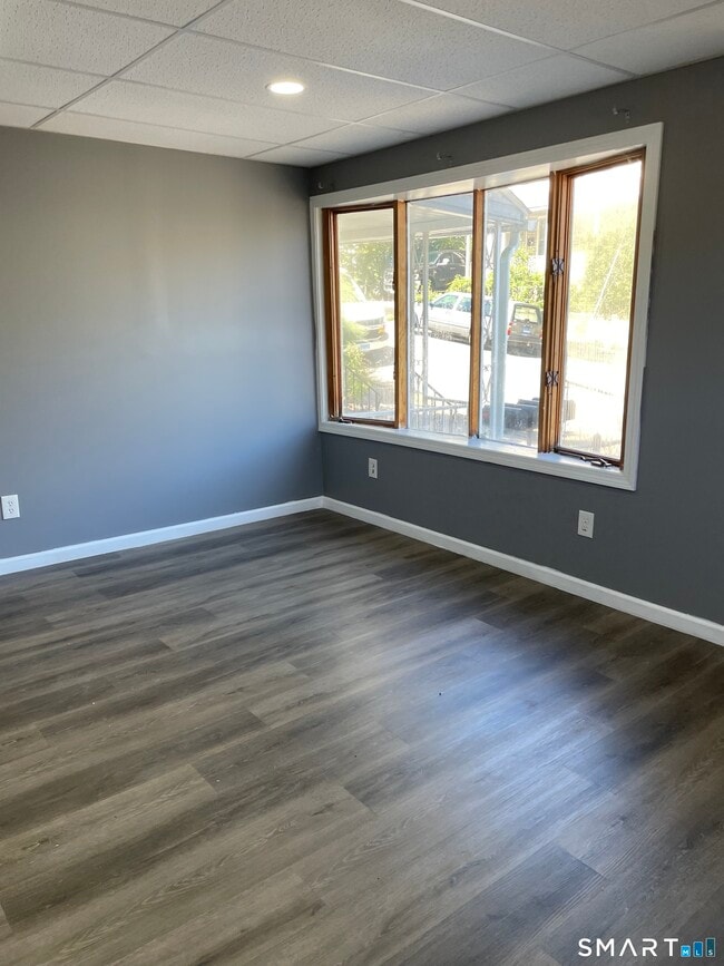 21 Edwards St Unit 2