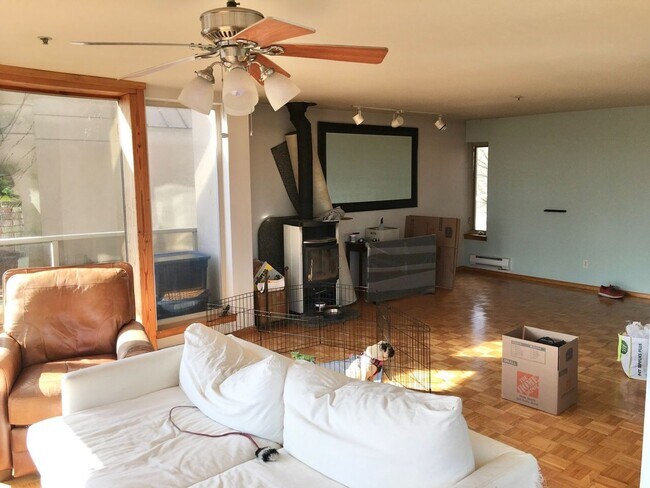2005 43rd Ave E Unidad B