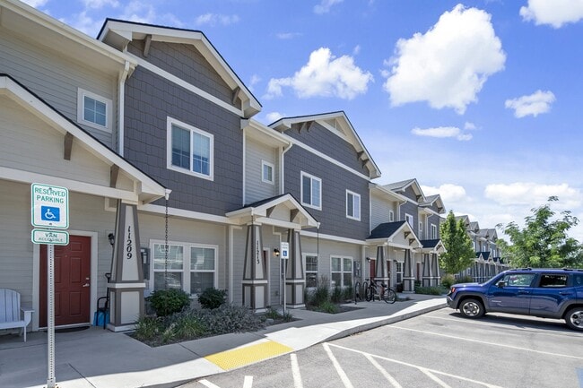 Building Photo - 11213 W Gabrielle Dr Rental