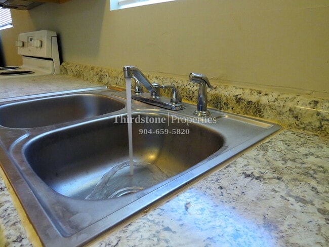 Photo - 1946 Allandale Cir E