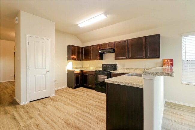 Photo - 392 Upper Creek Dr