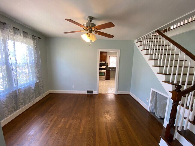 Photo - Spacious 4-Bedroom Home with Pool! "ASK ABOUT OUR ZERO-DEPOSIT OPTION"