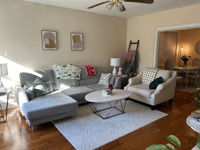 Photo - 2820 Monument Ave Unidad #2