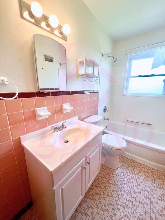 Photo - COMING SOON! Adorable 2 Bedroom Home in Clifton Heights! No Showings Until After 6/1!