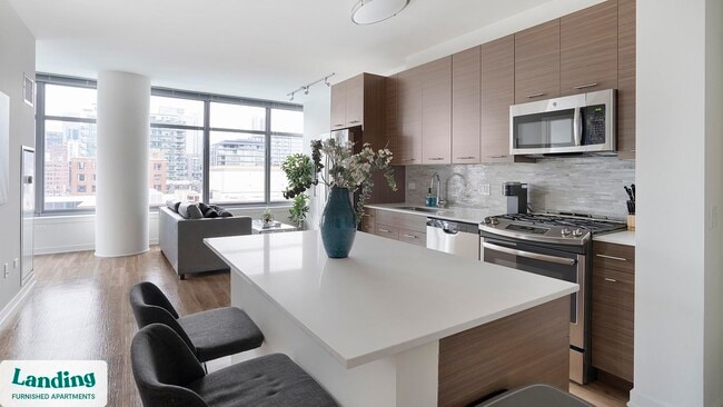 Photo - 347 W Chestnut St Unidad 711.1404627