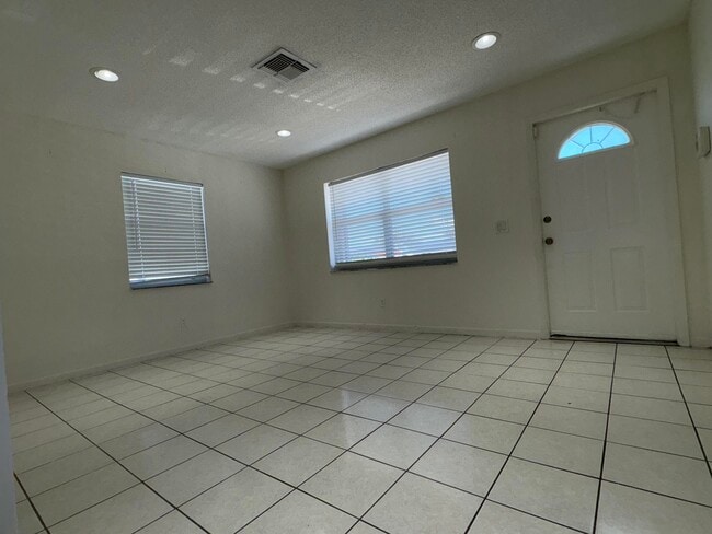 Photo - 4609 Pruden Blvd