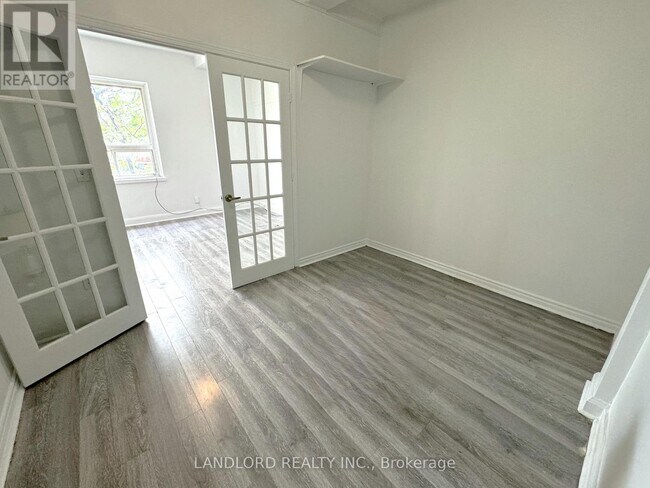 Photo - 1156 Weston Rd