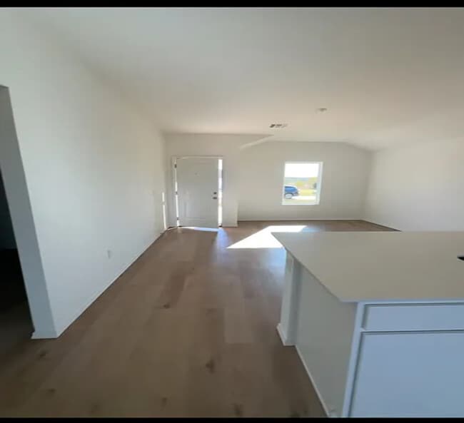 Photo - 3028 E Wells Ave