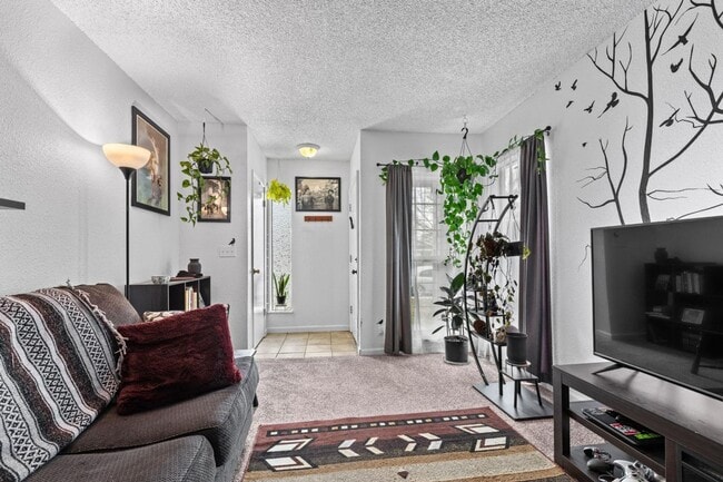 Photo - Adorable 2/1 Duplex with Garage!  Cute As A Bug!  PLEASE READ ENTIRE AD FOR VIEWINGS!