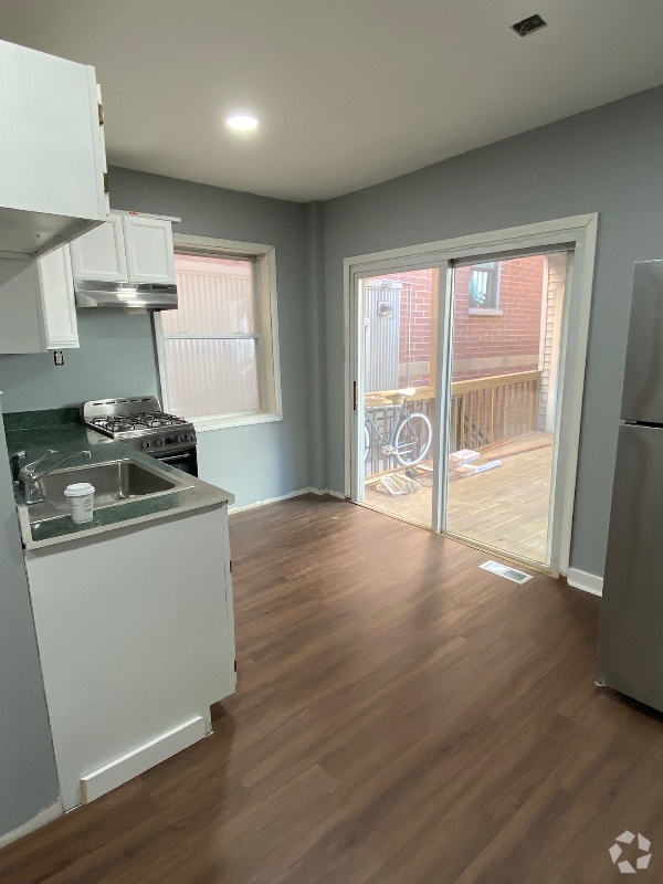 Building Photo - 1623 S Carpenter St Rental