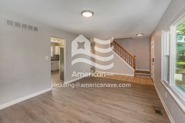 Photo - 2213 Dahlia Cir