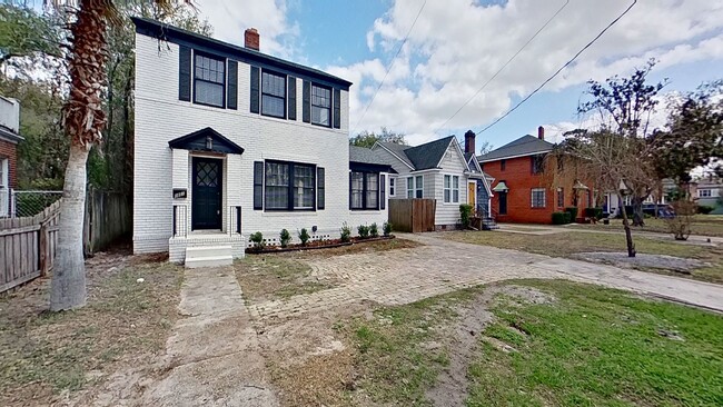 Photo - Flagler Avenue 1651-1653 Unidad 1651 Flagler Ave