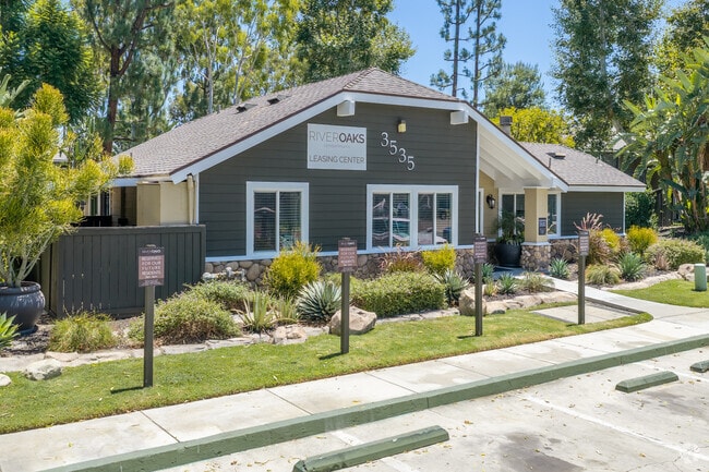Leasing Office