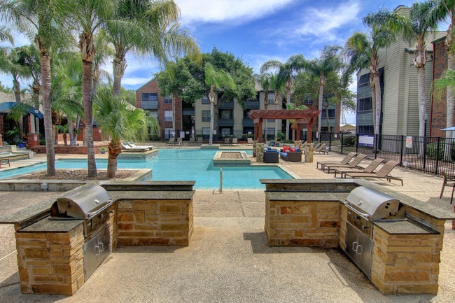 Sawgrass Apartments